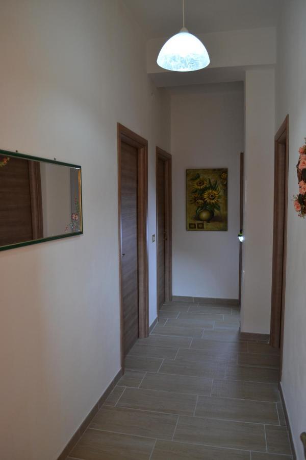 Teresa Holiday Sarroch Bagian luar foto